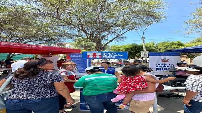 DRTPE Piura participo con varios de sus servicios en la Feria de Servicios: "La Caravana de Justicia MINJUSDH".