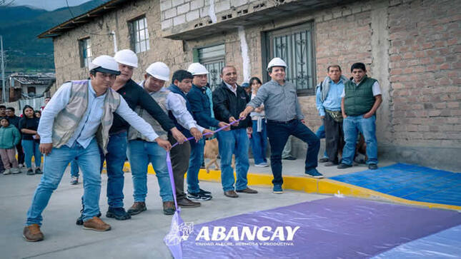 💯¡Más Pistas Y Veredas Para Abancay! Raúl Peña Inaugura Obra Clave Para La Conectividad Urbana: Av. Circunvalación Tramo Jr. Martinelli - Pachacutec – CUI: 2570713💪🏼