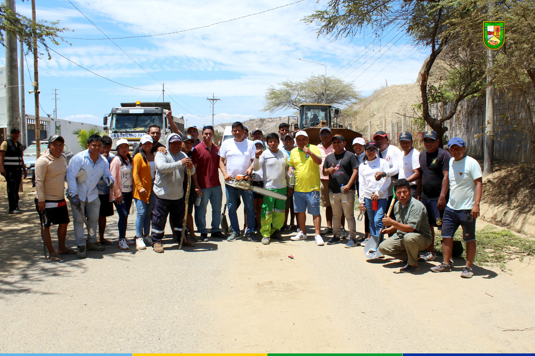 Archivo Foto Personal municipal realiza tareas de limpieza en el ingreso a Punta Sal