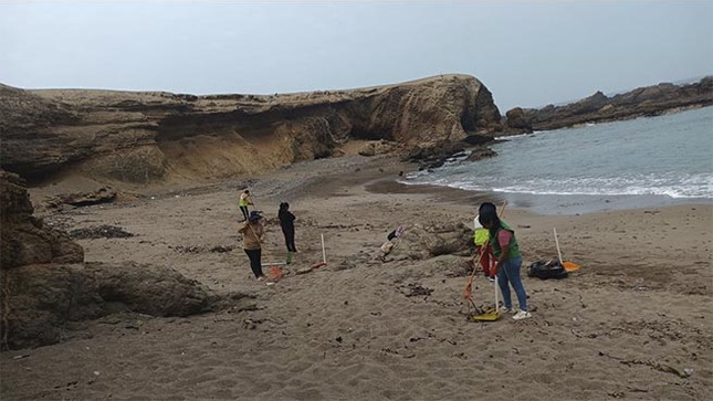 En Semana Santa: Campaña de limpieza de playas de la costa de Huarmey, a fin de evitar la Contaminaciòn Ambiental.