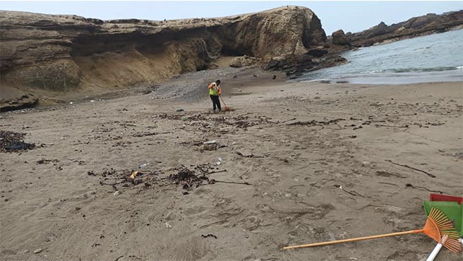 En Semana Santa: Campaña de limpieza de playas de la costa de Huarmey, a fin de evitar la Contaminaciòn Ambiental.