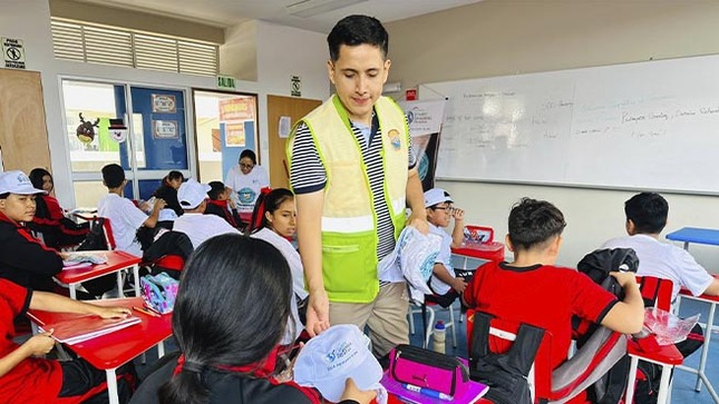 Instituciones Educativas reciben charla Medio Ambiental 