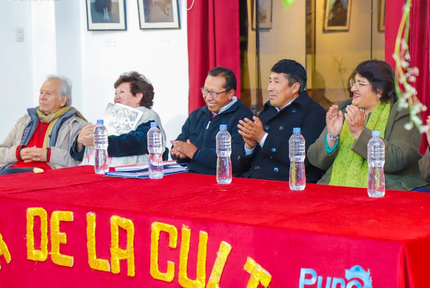 Se inaugura "Lluvia de poetas" en Casa de la Cultura