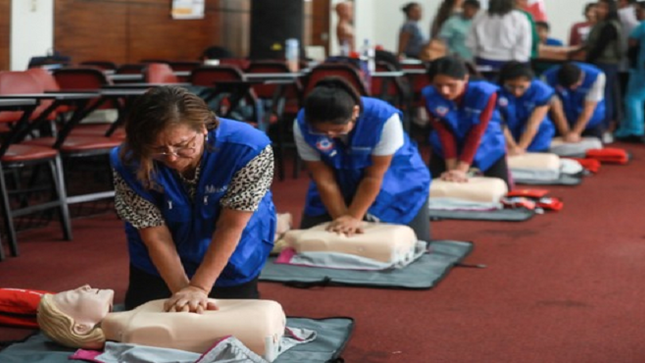 Escuela de Emergencia de EsSalud capacitó a más de 1800 profesionales