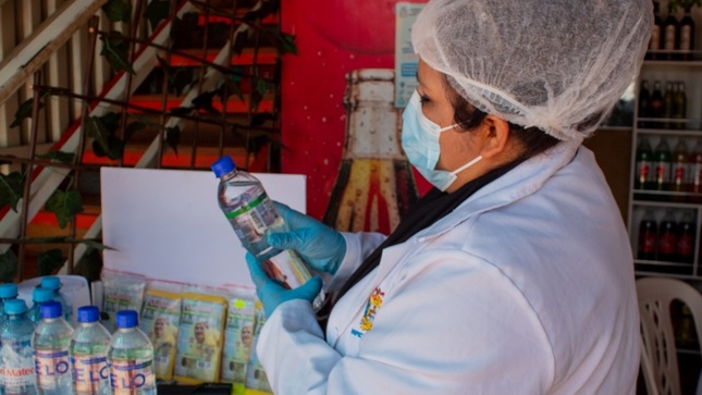 Se realiza verificación de condiciones sanitarias en restaurantes del puerto muelle