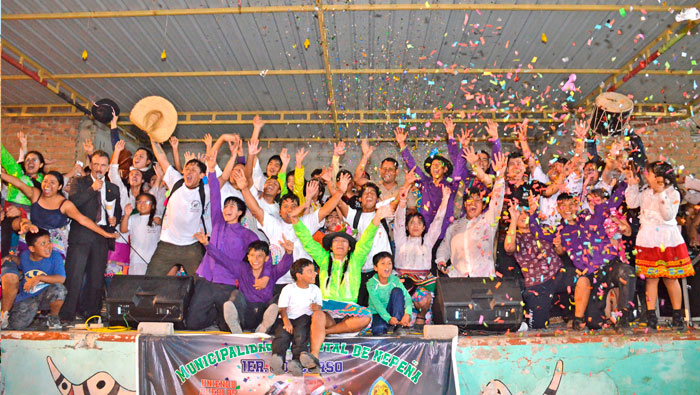 Agrupación ganadora del concurso de danza folclórica organizado por la Municipalidad de Nepeña