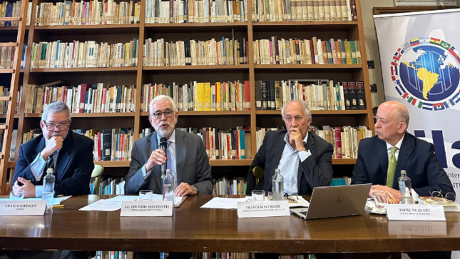 Presentan en Roma la versión en italiano del libro “Diario de la Amazonía de Roger Casement”  