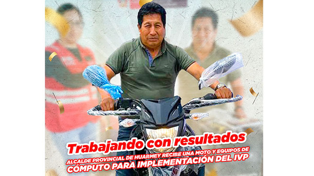 Alcalde Provincial recibe una moto y equipos de computo para implementación del IVP