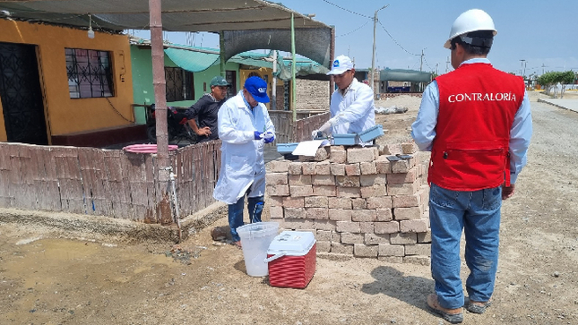 La Contraloría General alertó que la Municipalidad Distrital de Humay suministra agua en los centros poblados Dos de Mayo y Huarangal, en la provincia de Pisco, con parámetros que superan los límites máximos permisibles y por ende no es apta para el consumo humano. 