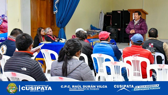 Reunión de los integrantes del comité distrital de salud Cusipata