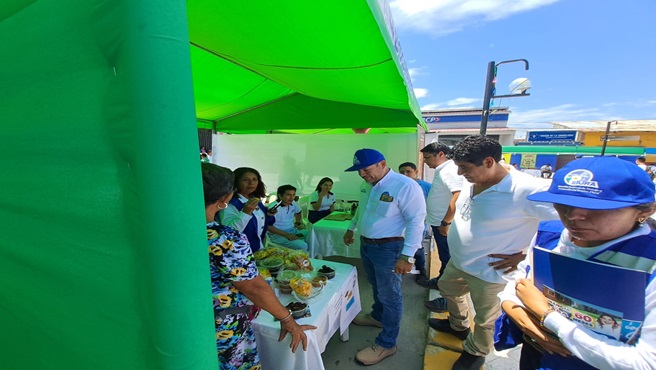DRTPE Piura realizo varias acciones en favor de los estudiantes, emprendedores y publico en general, en la ciudad de Tambogrande
