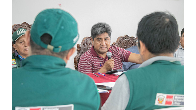 Autoridades comprometidas con la erradicación de la mosca de la fruta en Huarmey.