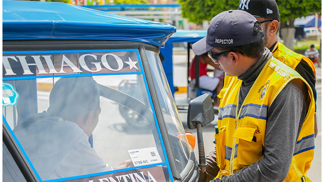 Continuan los operativos inopinados a mototaxistas informales en Huarmey.