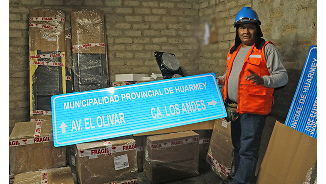 Continúan trabajos de la obra de Semaforización en Huarmey