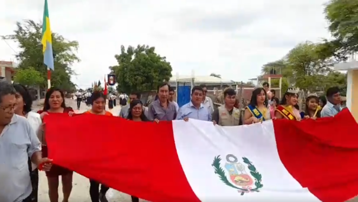 Desfile cívico por aniversario de nuevo Sinchao Chico