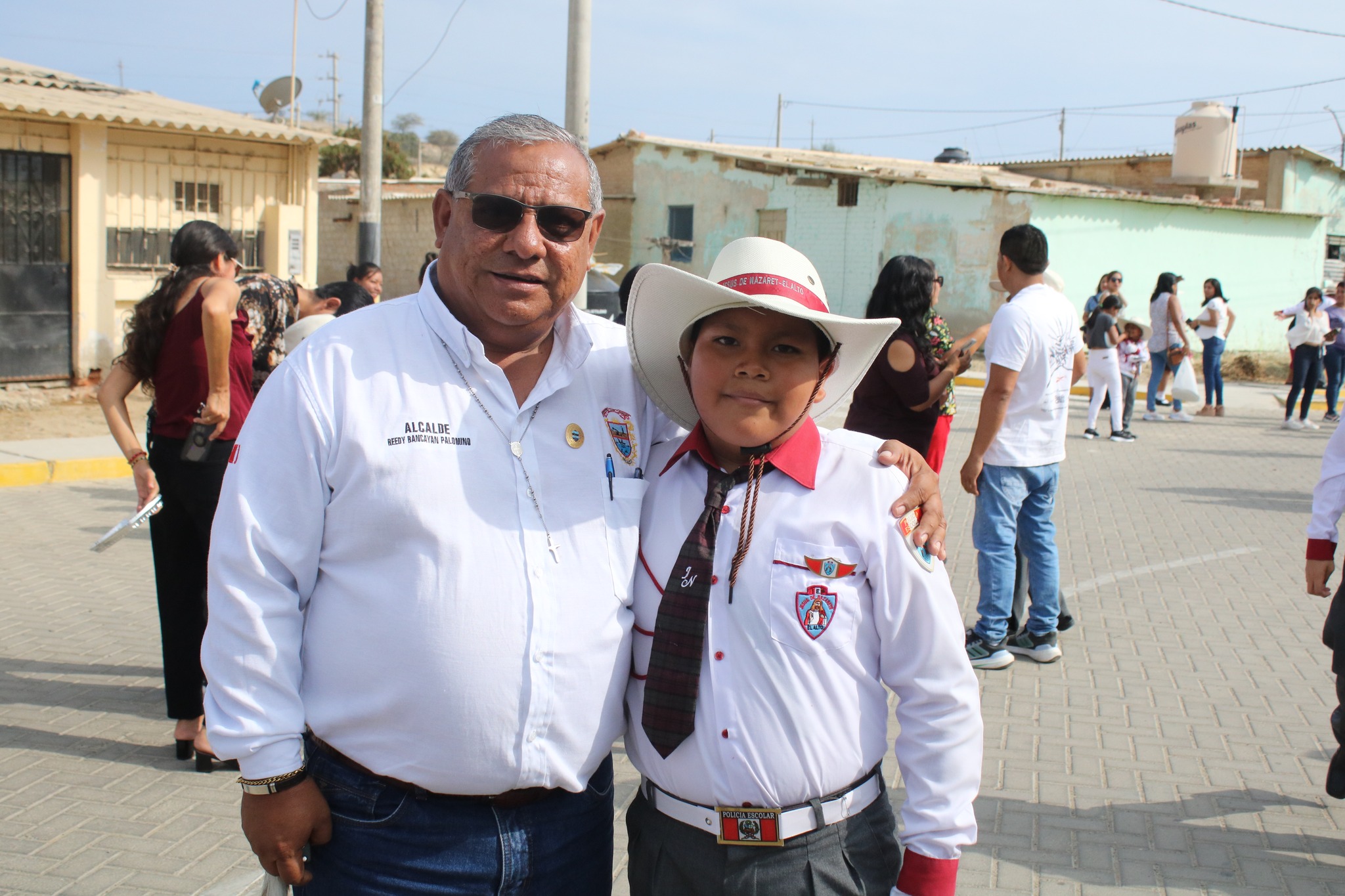 Alcalde Participa De Ceremonia De Juramentación En IEP Jesús De Nazareth