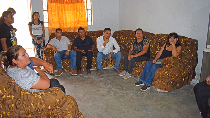 Comité brinda ayuda a familia de Huacatambo