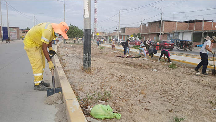 Toma fotográfica de operativo limpieza.