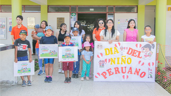 Autoridades conmemoran el día del Niño Peruano con ceremonia de Izamiento del Pabellón Nacional y Bandera Provincial de Huarmey.