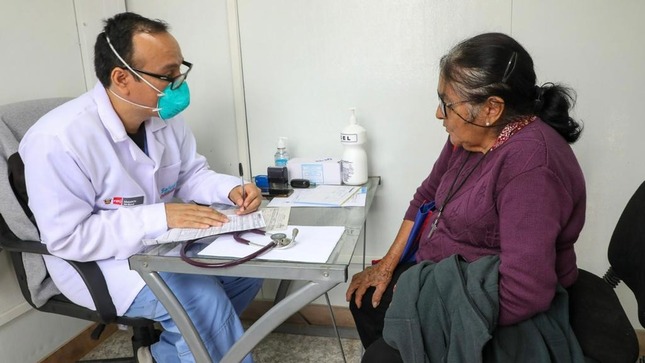 Más de 5400 establecimientos de salud logran superar los indicadores de desempeño y compromisos de mejora