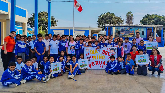 Municipalidad de Huarmey celebra el Día del Niño Peruano con los alumnos de la I.E Inca Garcilaso de la Vega.