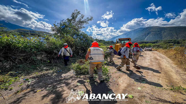 ¡Vamos Con Fuerza! Hoy Iniciaron Los Trabajos De Mantenimiento Preventivo De Caminos Vecinales Del Sector De Pachachaca"💯