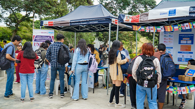 Foto 4 de Minsa acerca los servicios de salud sexual y reproductiva a estudiantes de la universidad San Marcos