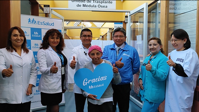 Equipo médico de EsSalud Cusco realiza por primera vez un exitoso trasplante de médula ósea a docente de 47 años