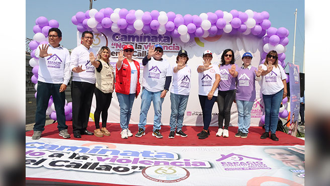 Autoridades del Callao encabezada por la presidenta de la Corte Superior de Justicia del Callao, Teresa Soto Gordon, participaron en la caminata por la  No a la Violencia