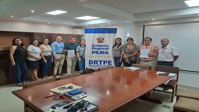 En las oficinas de la DRTPE Piura se firmó el Convenio Colectivo 2024 entre el SUTRASAPT y el SATP.