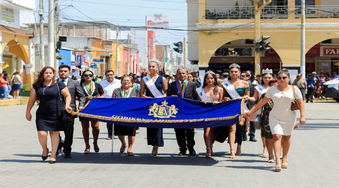 ¡Desfile Cívico Escolar de Aniversario!