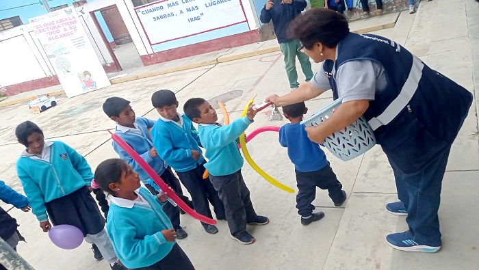 Niños y niñas de Sumbilca participaron del tercer Festival de Lectura 