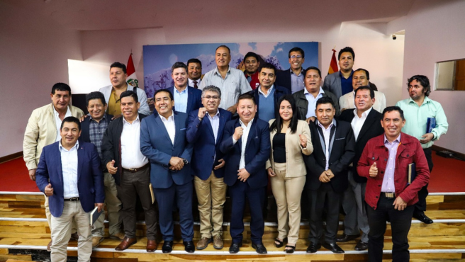 Consejeros regionales representantes por la provincia de la Convención junto a sus 18 alcaldes demandaron agenda especial y proyectos emblemáticos para su provincia