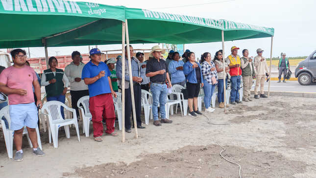 Inicio de obra en beneficio de sector la Ensenada 