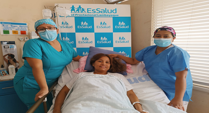 La paciente terminó con fractura en la columna y fue intervenida en el Hospital Nacional Almanzor Aguinaga Asenjo, en Lambayeque.