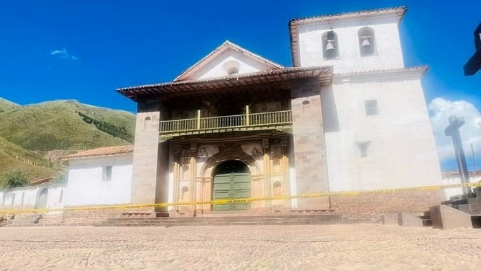 Ministerio de Cultura: Torre campanario de la Capilla Sixtina de Andahuaylillas en Cusco fue afectada por movimiento sísmico 