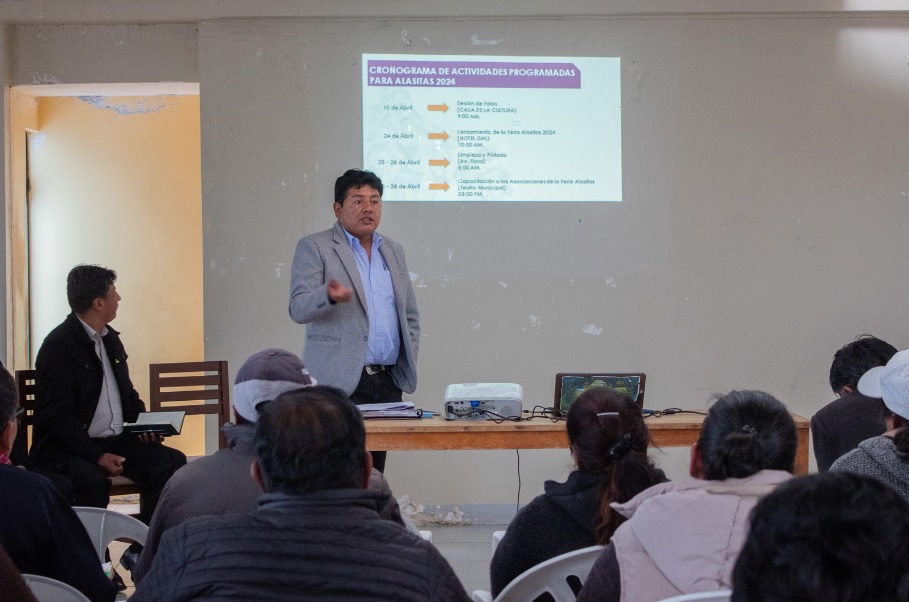 Se realiza programación de actividades para Feria Alasitas 2024