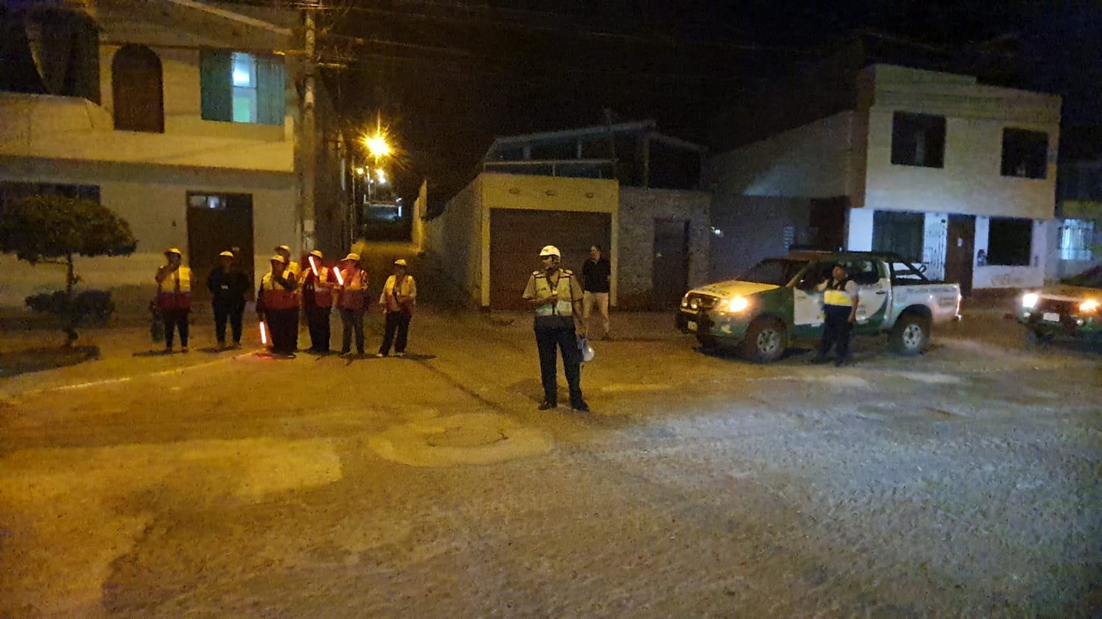 Patrullaje integrado y promoción de juntas vecinales en el distrito de Dean Valdivia