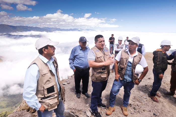 Construcción de carretera El Faique - Sondorillo avanza en cuatro frentes y se acerca al 70%