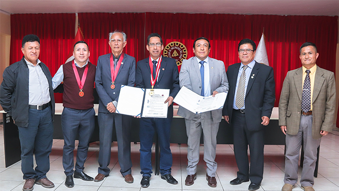 Centro de Idiomas de la Unasam impulsa la enseñanza de idiomas a los profesionales de la ingeniería en la región Áncash