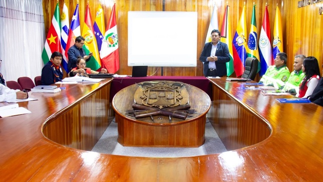 Plataforma de Defensa Civil y Gestión del Riesgo de Desastres provincial se prepara para la epoca de bajas temperaturas en Puno