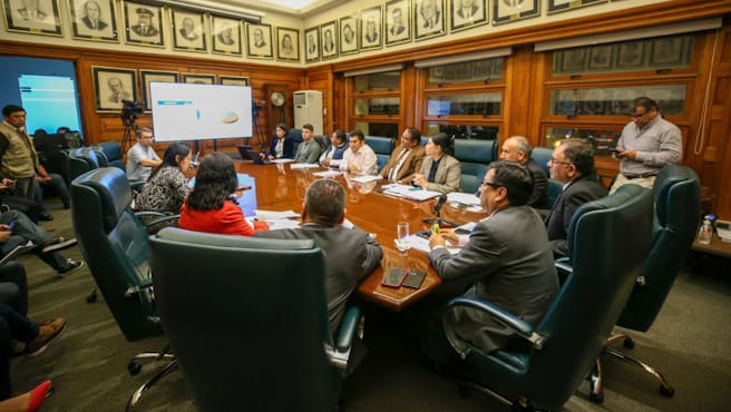 Cusco: ministro de Salud ratifica su compromiso para sacar adelante la construcción del Hospital Antonio Lorena