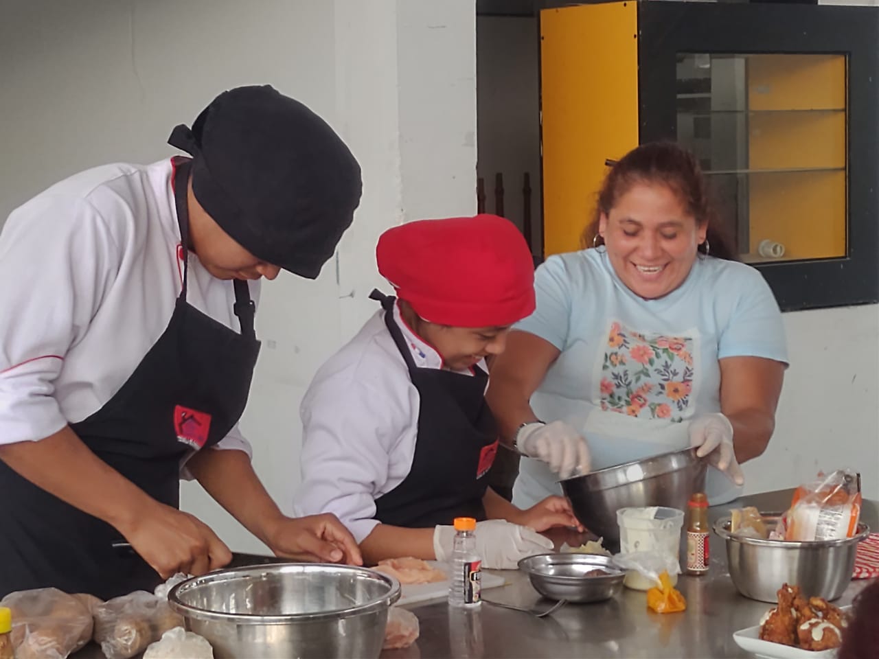 capacitación a mujeres emprendedoras en cocina 3