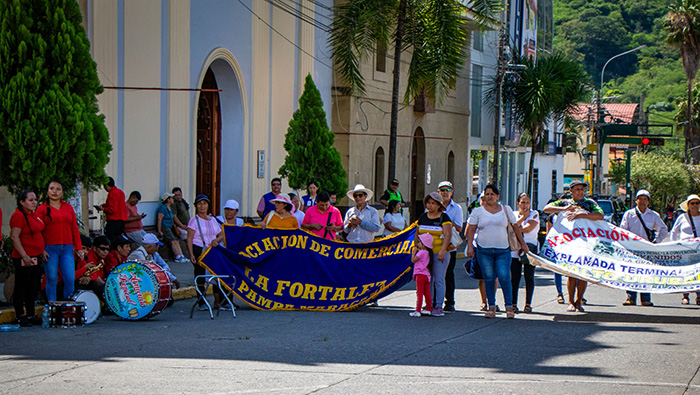 Mensaje del alcalde de la Provincia de La Convención en el día del trabajador