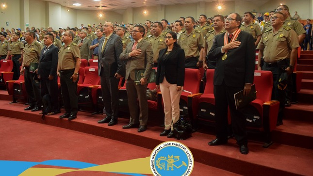 El vicerrector Académico de la UNJFSC, participó del "I Seminario Descentralizado de Seguridad y Participación Ciudadana”, actividad organizada por la Policía Nacional del Perú. 