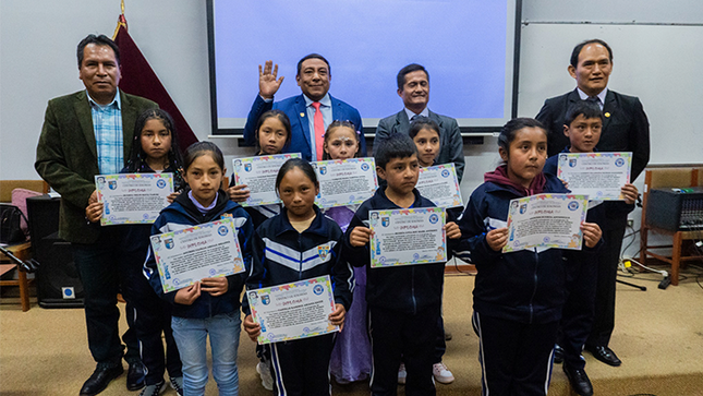 CIDUNASAM realiza clausura del programa vacacional de ingles 2024