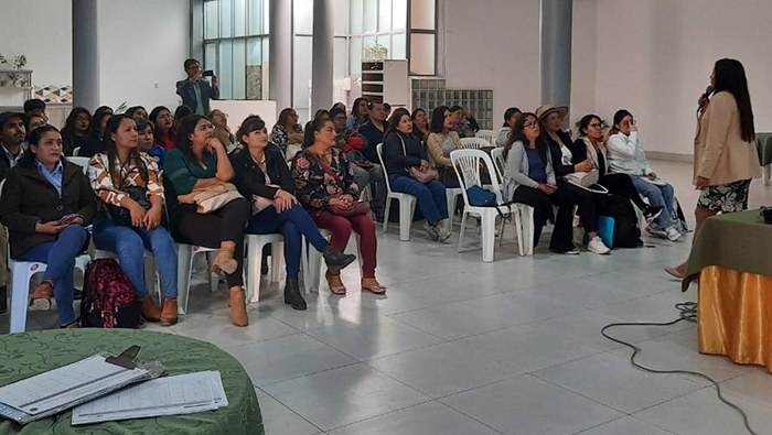 AYACUCHO FAMILIAS