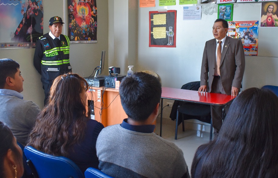 Inspectores de la Gerencia de transportes de la Municipalidad de Puno reciben capacitación de la Fiscalía de Prevención del Delito