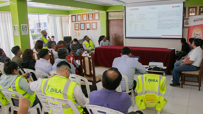 Autoridades Realizan Mesa de Trabajo con los Comerciantes de la calle Pativilca.