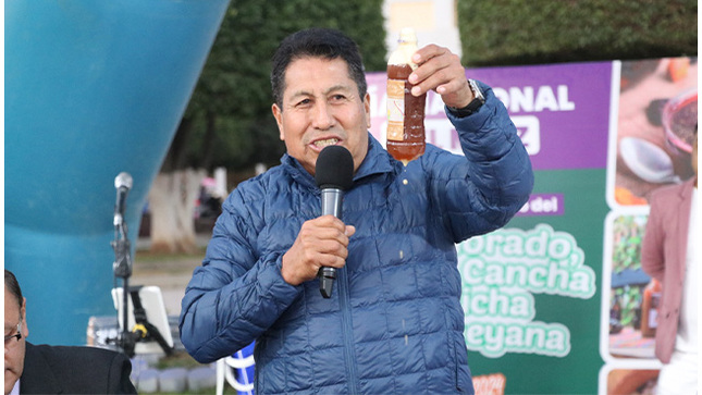 Alcalde Cavino Cautivo Grasa, inauguró el “II Festival gastronómico del maíz morado, choclo de cancha y maíz de la chicha huarmeyana”.